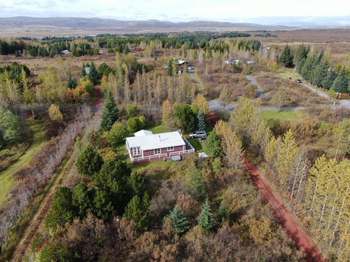 Red Riding Hood Cabin On The Golden Circle Next To Kerith Selfoss Exterior foto